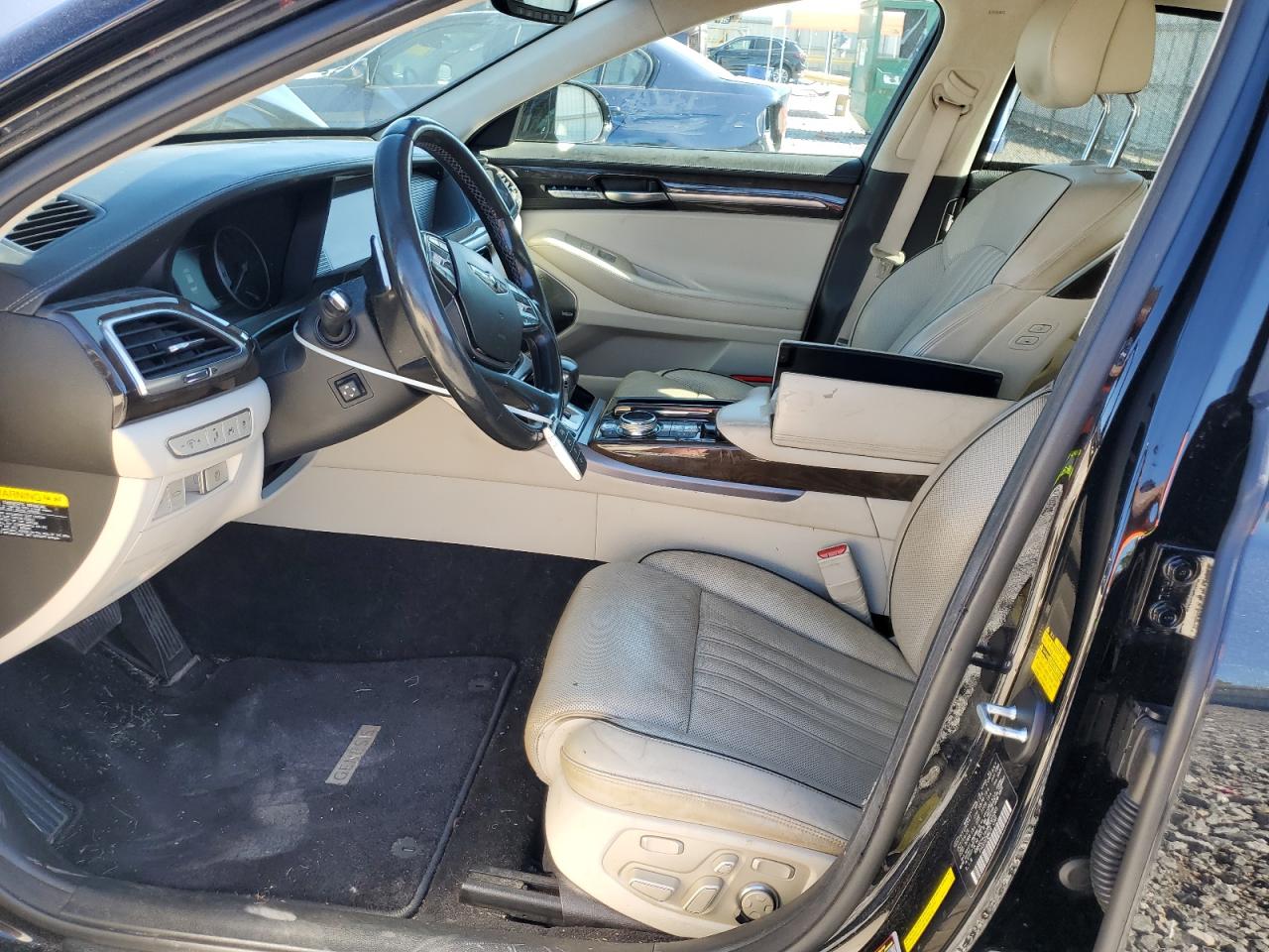 2017 Genesis G90 Premium VIN: KMHG34JA8HU025085 Lot: 87405605