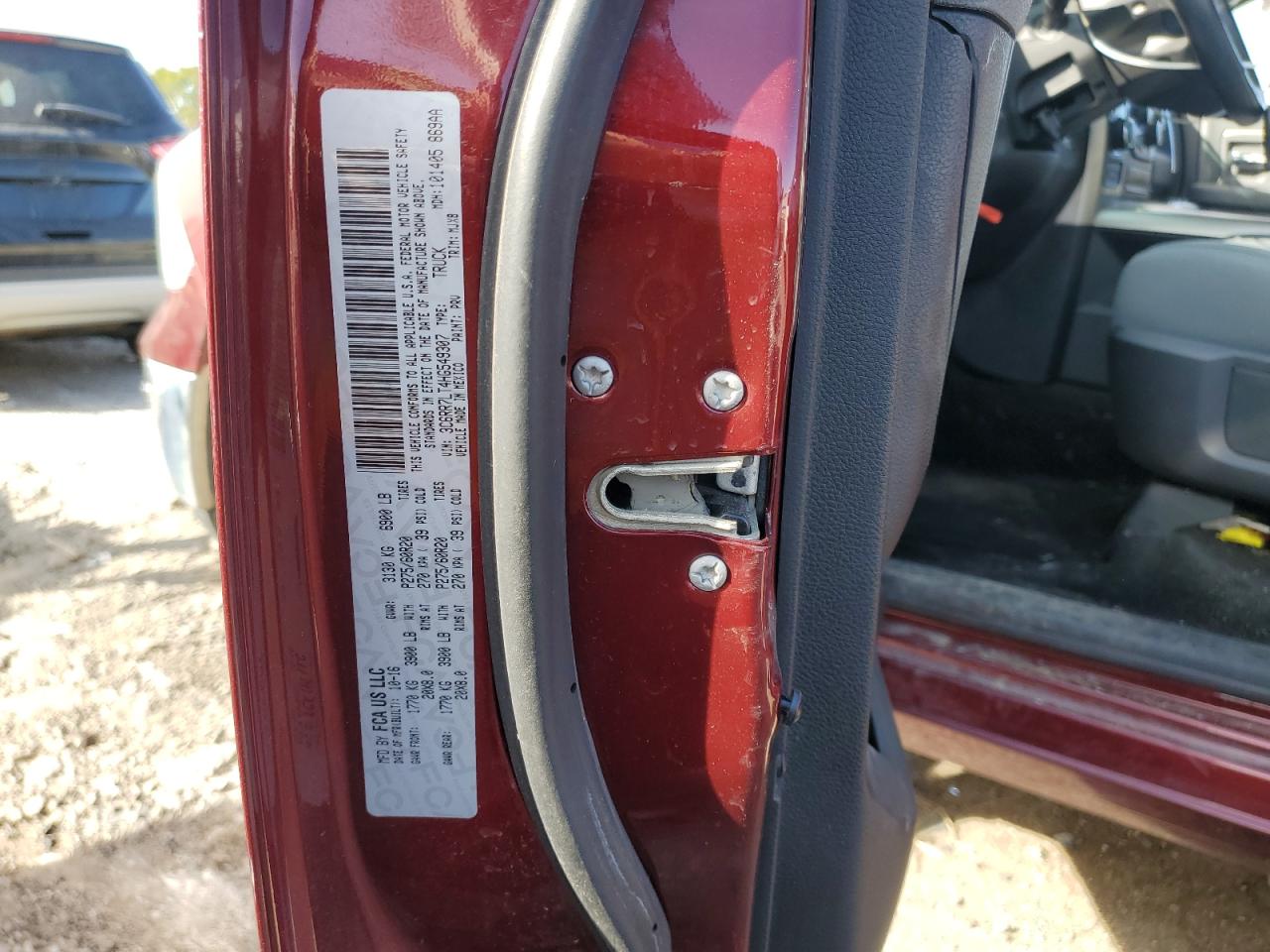 2017 Ram 1500 Slt VIN: 3C6RR7LT4HG549307 Lot: 82699055