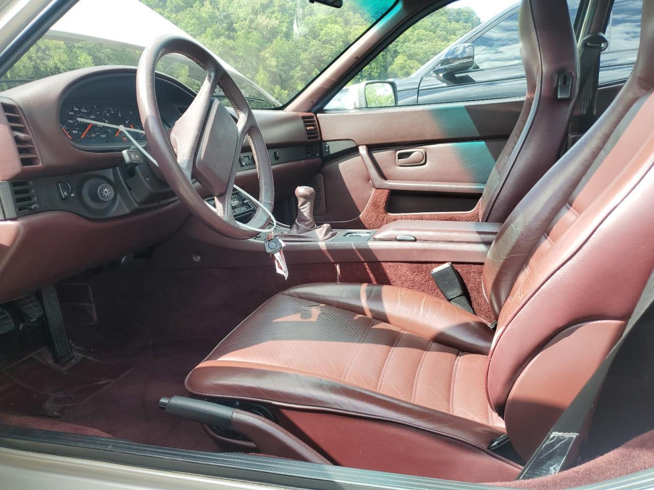 1986 Porsche 944 VIN: WP0AA0955GN155267 Lot: 90882935