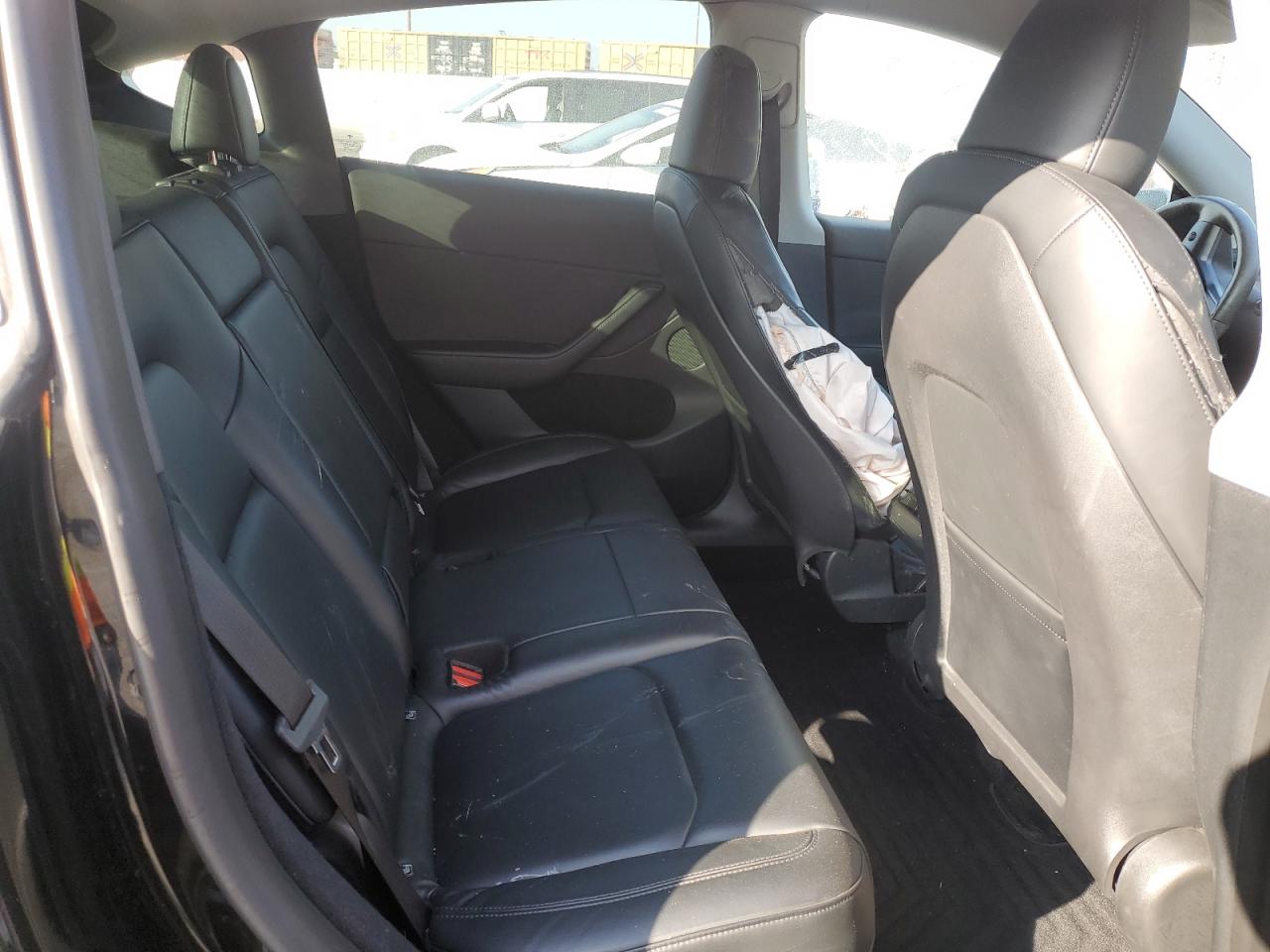 2023 Tesla Model Y VIN: 7SAYGDEE1PA027939 Lot: 87091205