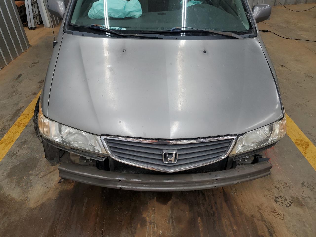 2000 Honda Odyssey Ex VIN: 2HKRL1866YH616040 Lot: 82491865