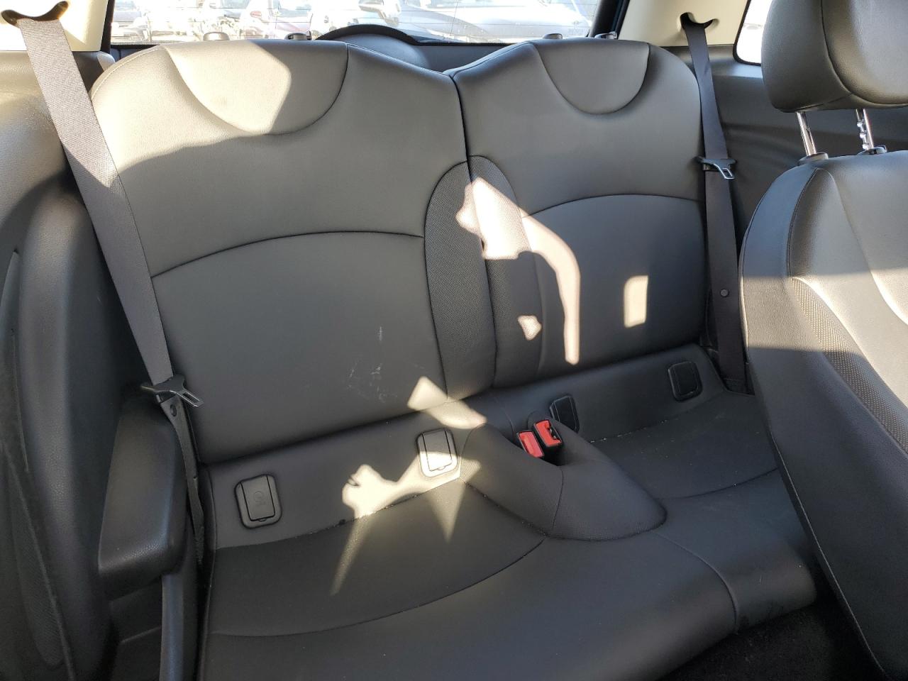 2013 Mini Cooper VIN: WMWSU3C52DT683634 Lot: 87452925