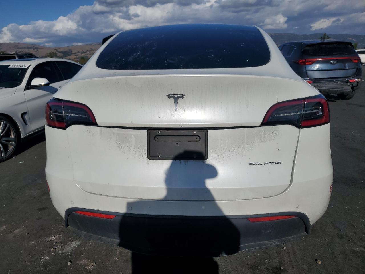2020 Tesla Model Y VIN: 5YJYGDEE8LF035241 Lot: 85201715