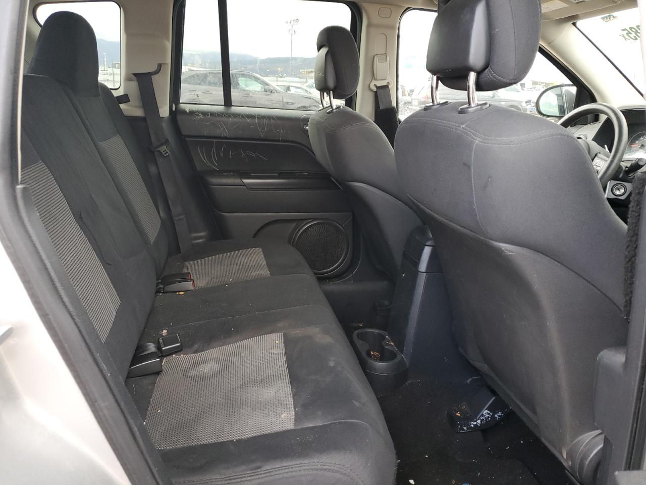 2011 Jeep Compass Sport VIN: 1J4NT1FB7BD150561 Lot: 82292085