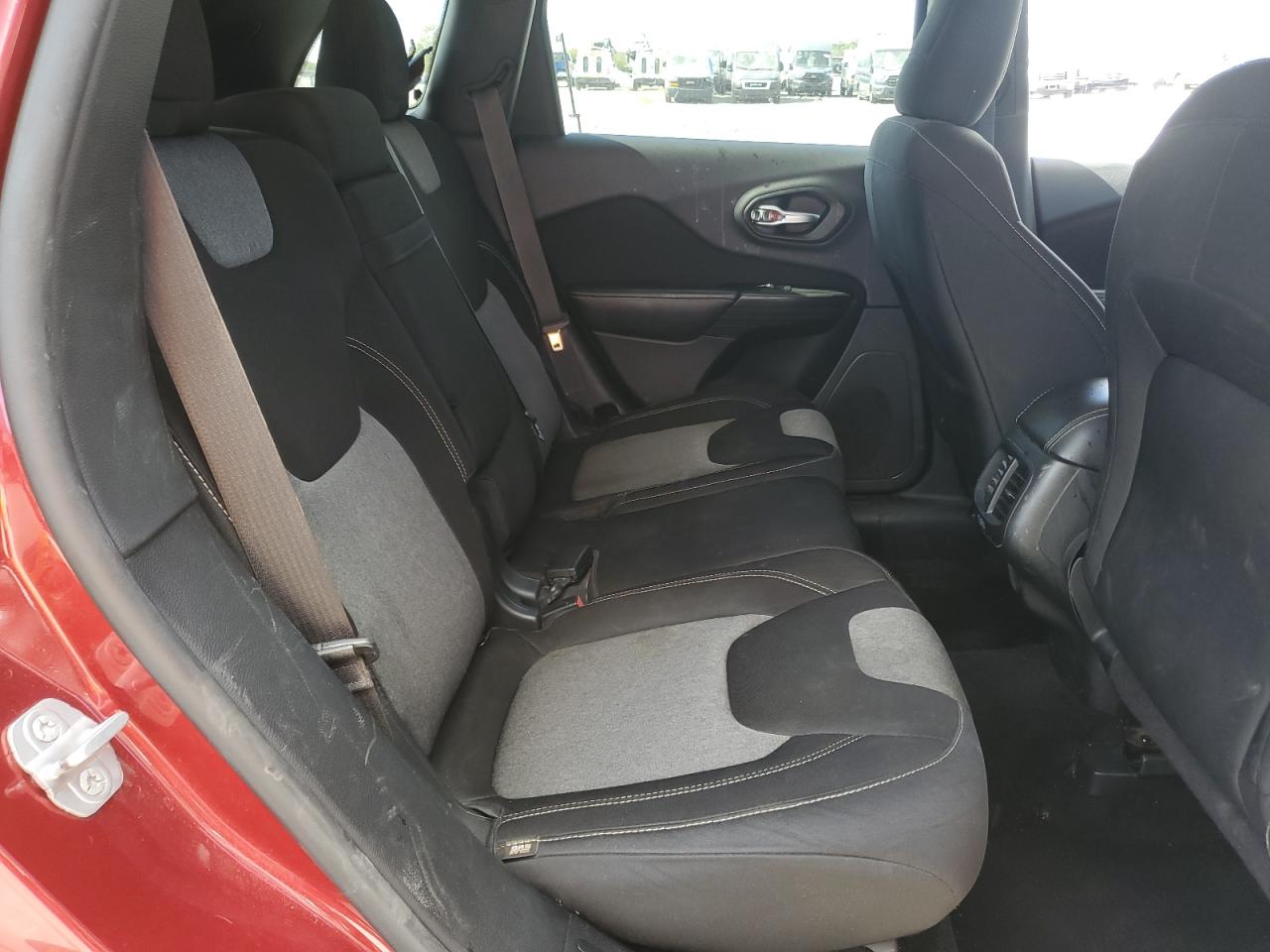 2014 Jeep Cherokee Latitude VIN: 1C4PJLCB5EW252809 Lot: 84521185