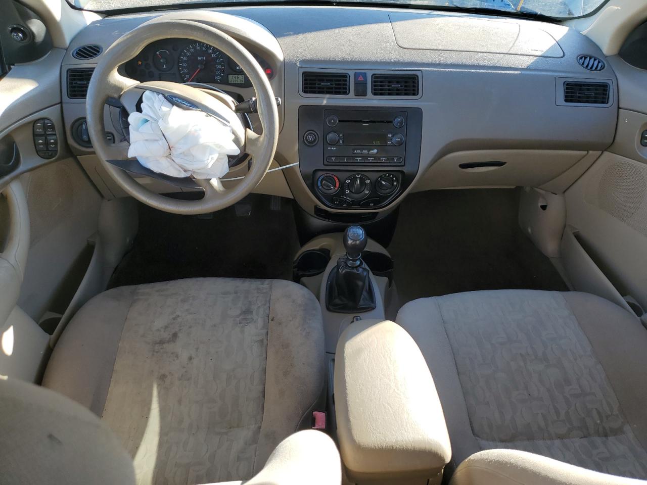 2005 Ford Focus Zx4 VIN: 1FAFP34N55W276388 Lot: 82269785