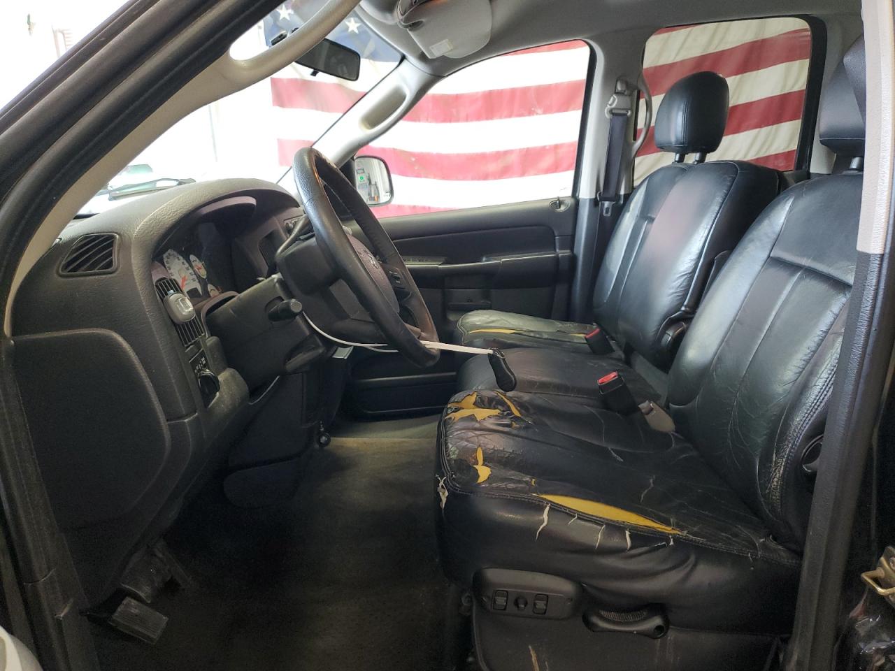 2004 Dodge Ram 1500 St VIN: 1D7HA18D14J282166 Lot: 90253565