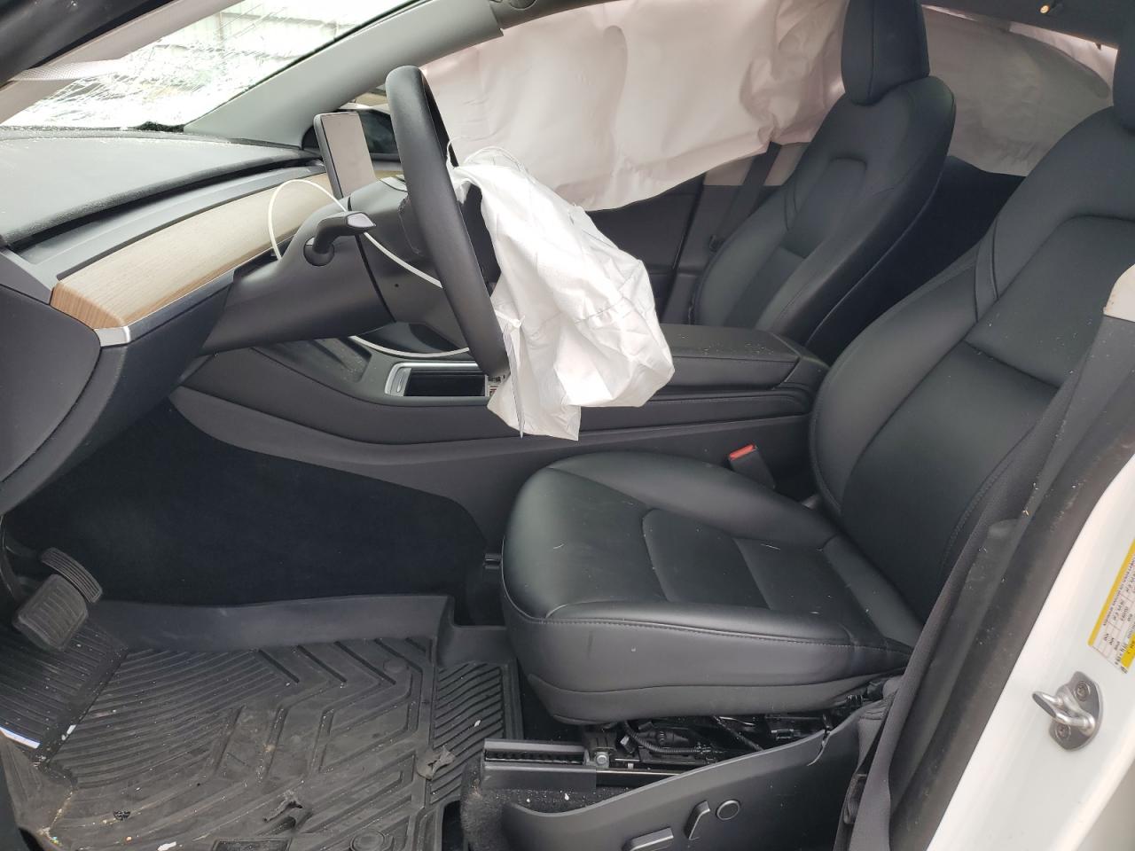 2023 Tesla Model Y VIN: 7SAYGDEE2PA041364 Lot: 82232845