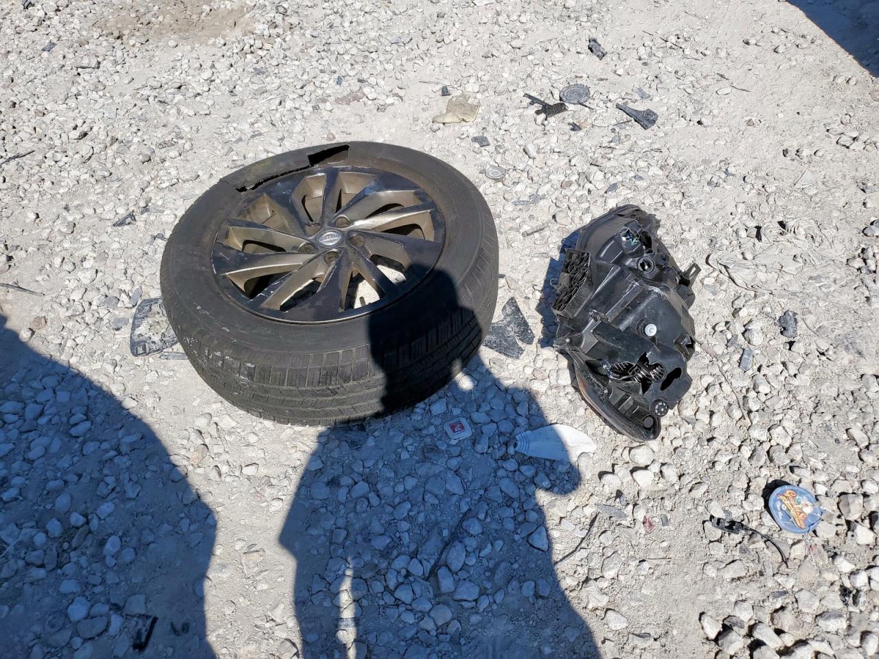 2016 Nissan Rogue S VIN: 5N1AT2MT7GC861112 Lot: 85485955