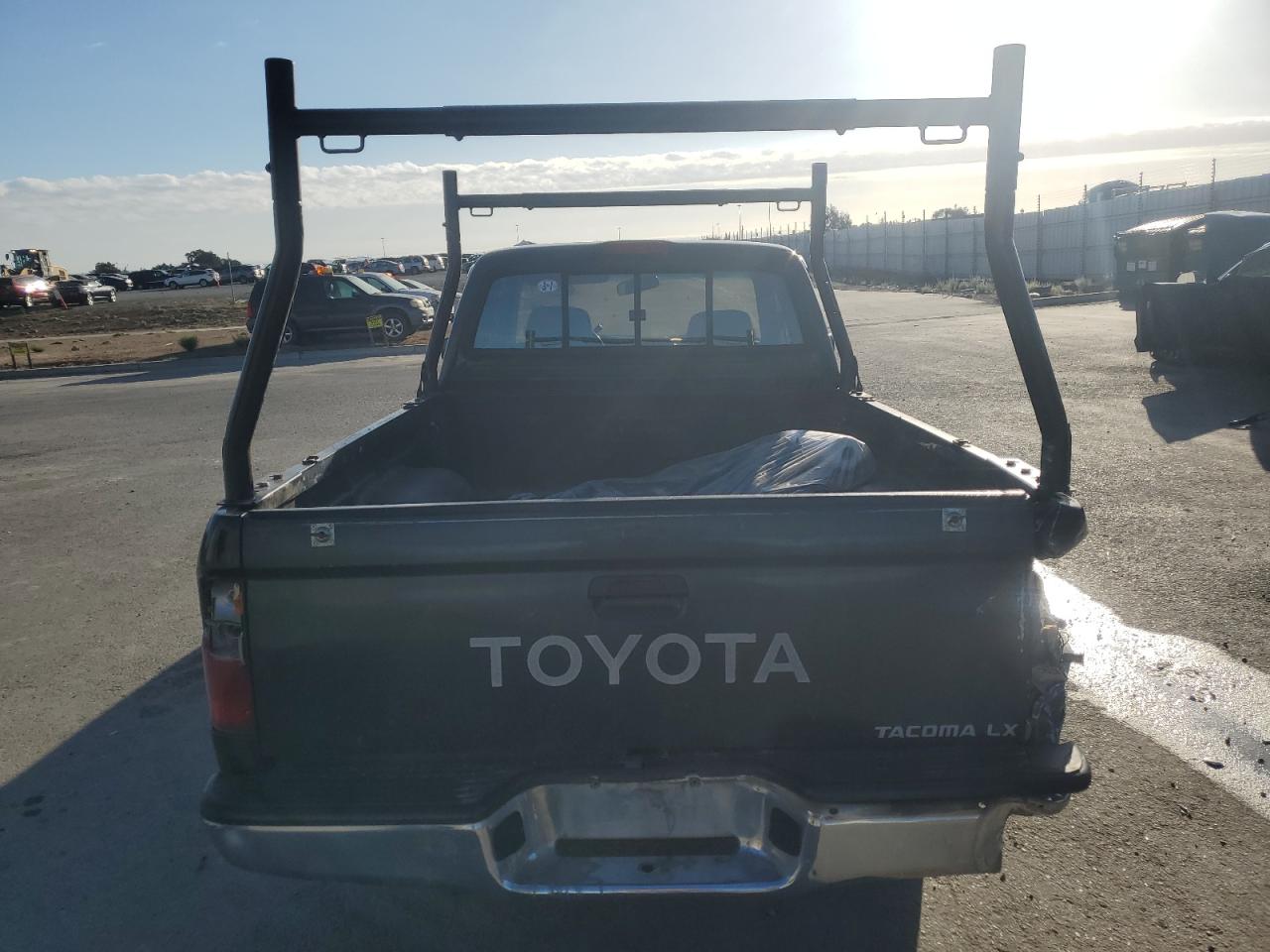 1997 Toyota Tacoma Xtracab VIN: 4TAVL52N7VZ330736 Lot: 82432415