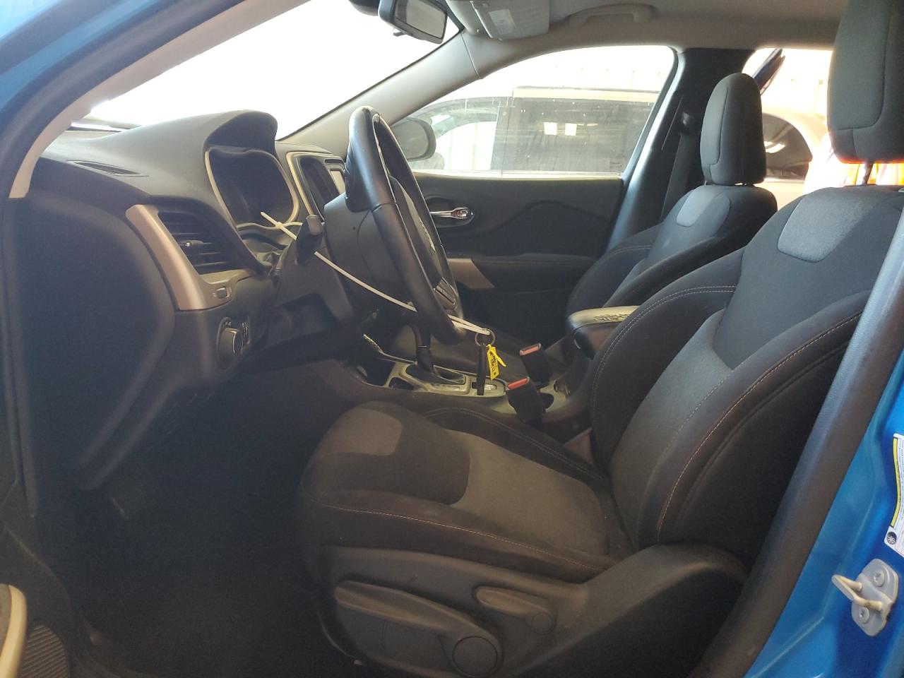 2017 Jeep Cherokee Sport VIN: 1C4PJLAB5HW669757 Lot: 87021195