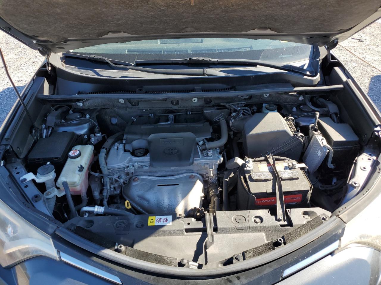 2017 Toyota Rav4 Xle VIN: JTMRFREV0HD199411 Lot: 86143875