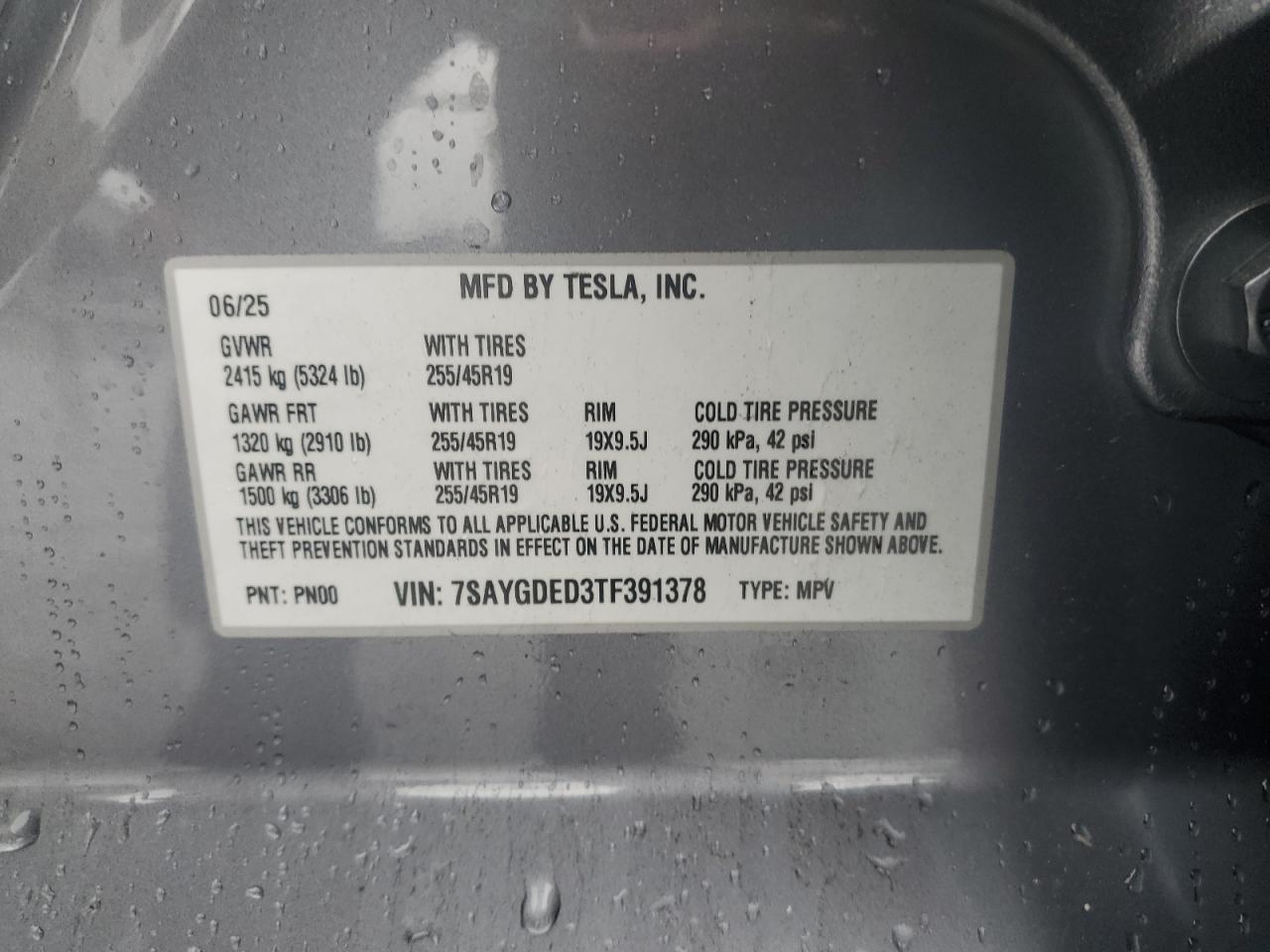 2026 Tesla Model Y VIN: 7SAYGDED3TF391378 Lot: 85893135