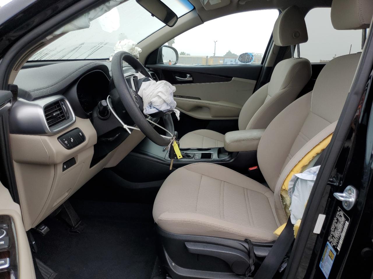 2019 Kia Sorento L VIN: 5XYPG4A36KG451358 Lot: 82227255