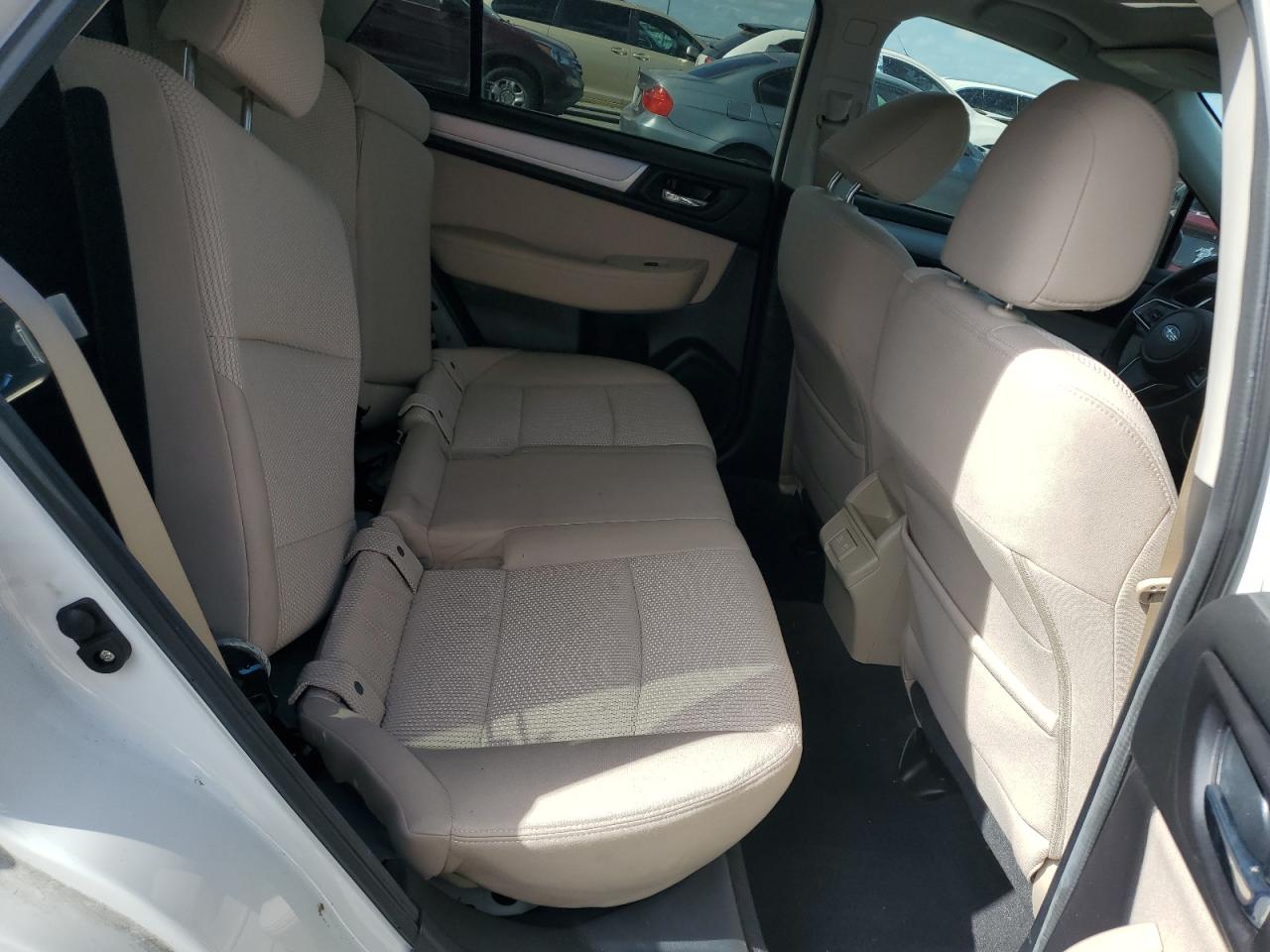 2019 Subaru Outback 2.5I Premium VIN: 4S4BSAHCXK3396944 Lot: 82334895