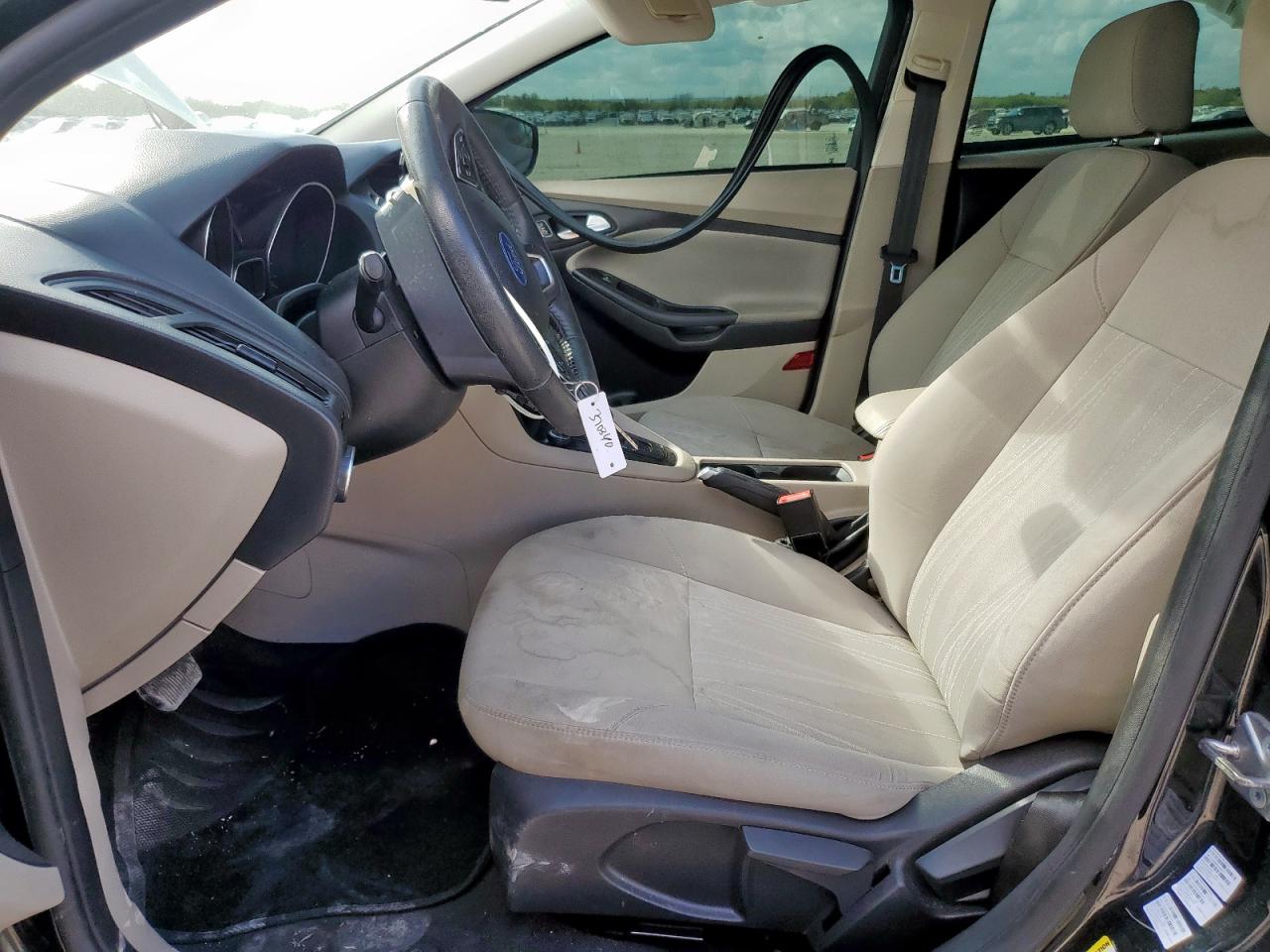 2015 Ford Focus Se VIN: 1FADP3F21FL227461 Lot: 85273325