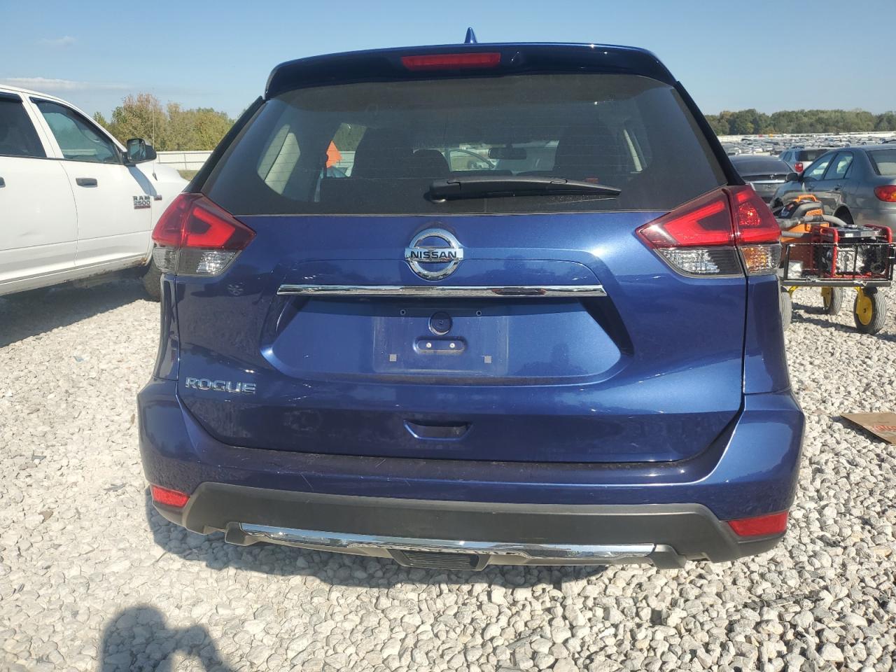2018 Nissan Rogue S VIN: KNMAT2MT8JP568081 Lot: 82254735