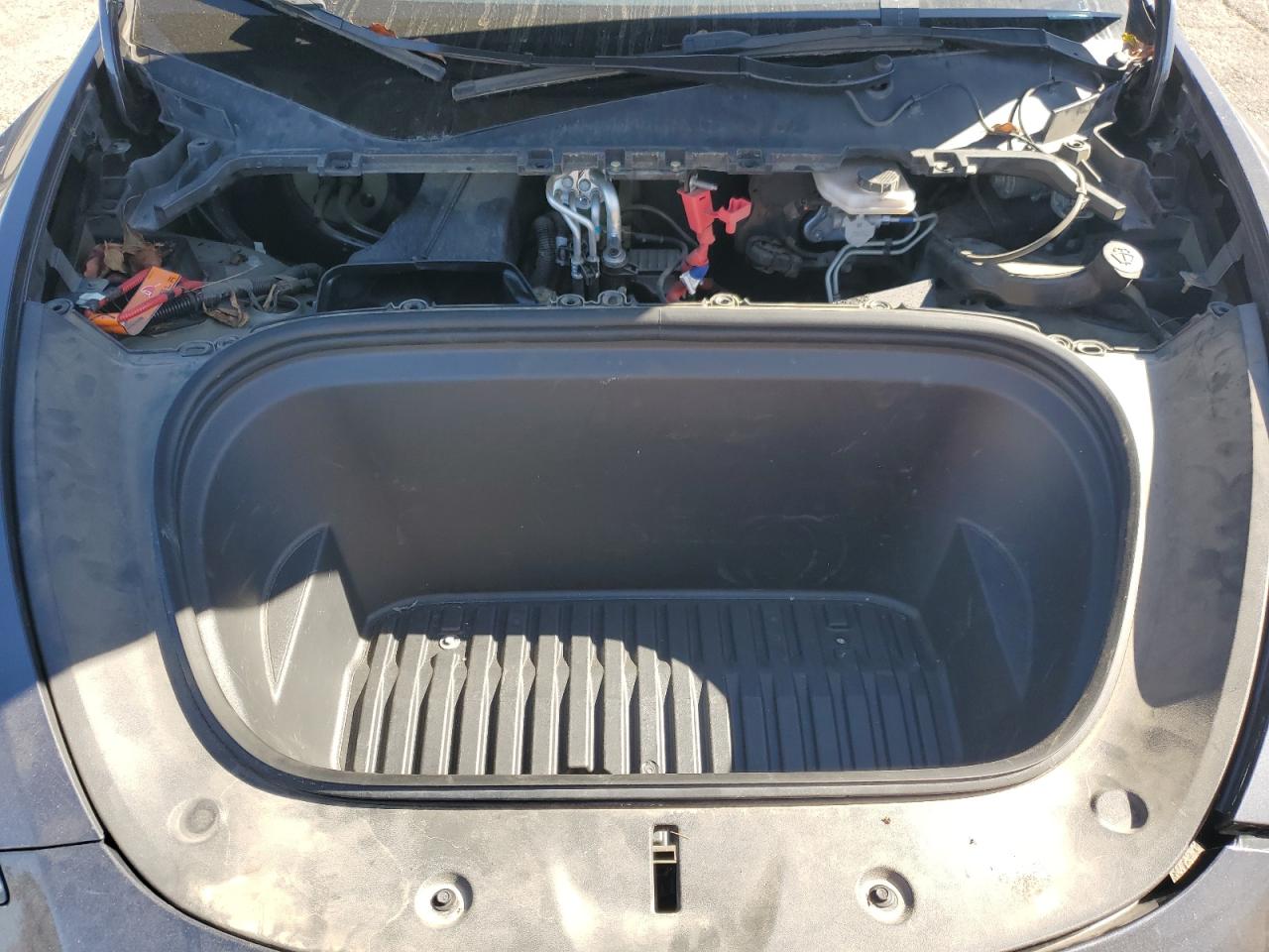 2023 Tesla Model Y VIN: 7SAYGDEE9PA085054 Lot: 90230175