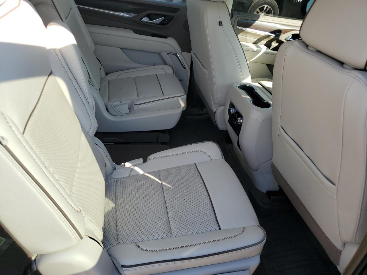 2022 GMC Yukon Xl Denali VIN: 1GKS1JKL6NR205297 Lot: 86250975