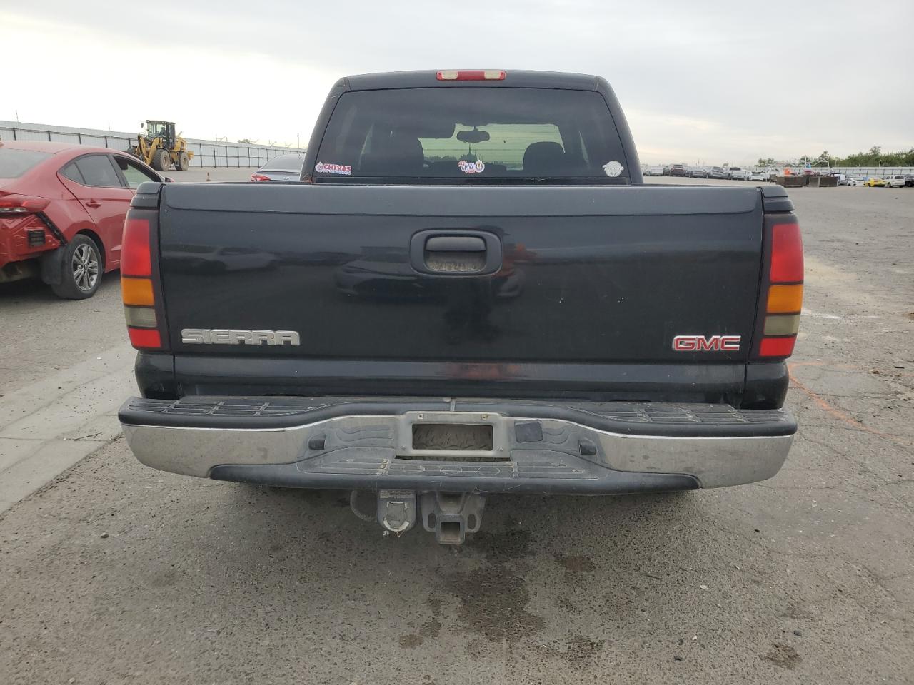 2005 GMC New Sierra C1500 VIN: 2GTEC13T451222058 Lot: 82457425