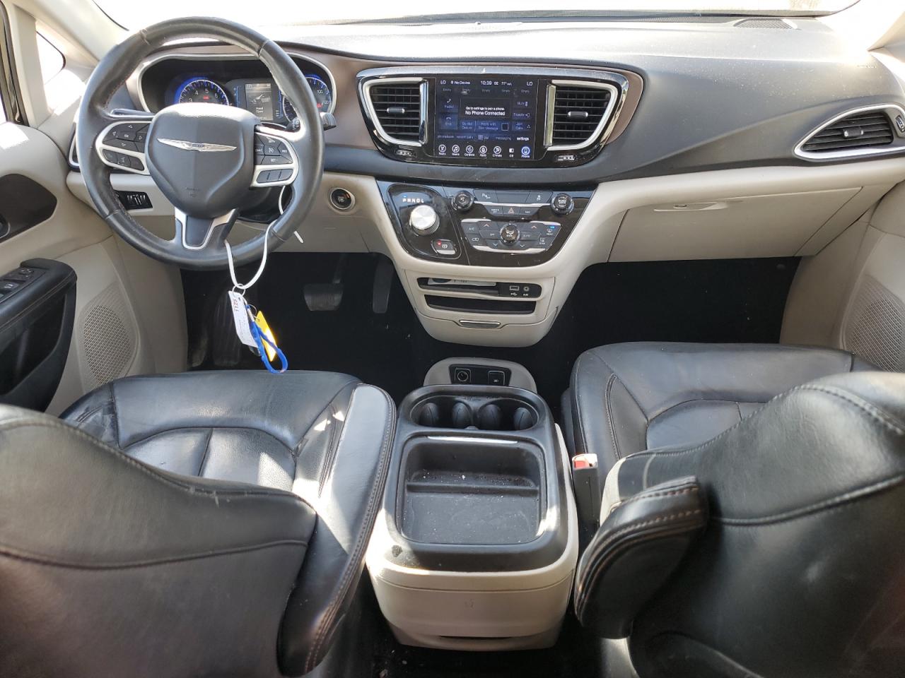 2017 Chrysler Pacifica Touring L VIN: 2C4RC1BG0HR517167 Lot: 84817905