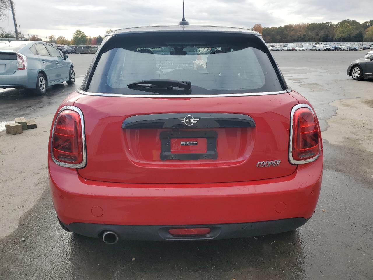2021 Mini Cooper VIN: WMWXU7C02M2P14985 Lot: 90368205