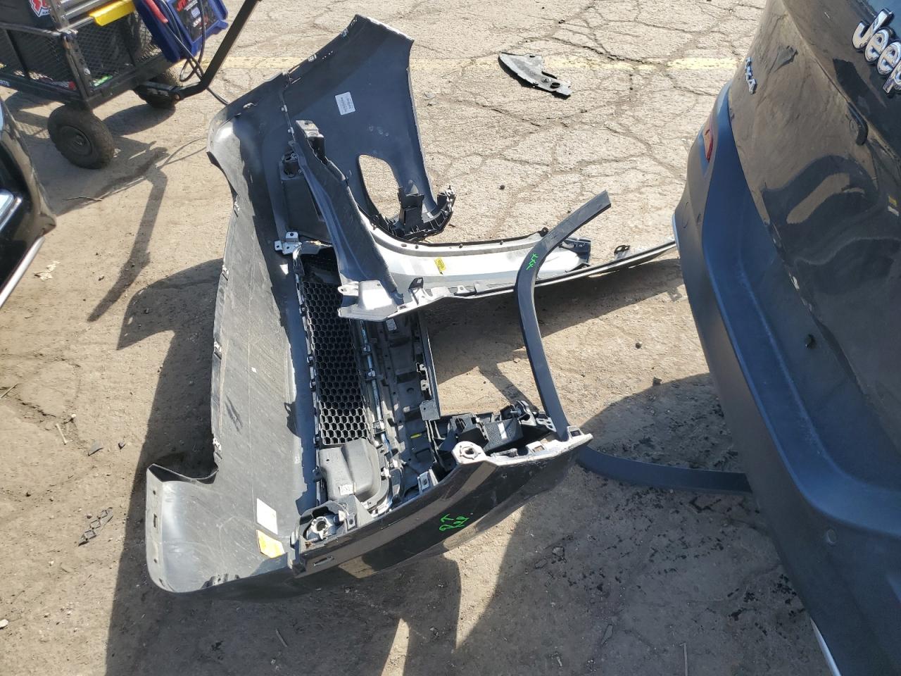 2018 Jeep Cherokee Limited VIN: 1C4PJMDX3JD585869 Lot: 82432625