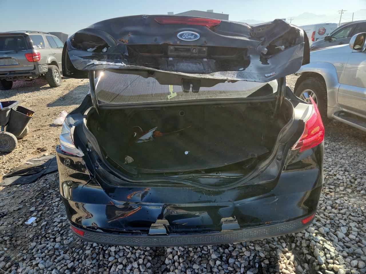 2017 Ford Focus Se VIN: 1FADP3F27HL267210 Lot: 82338005