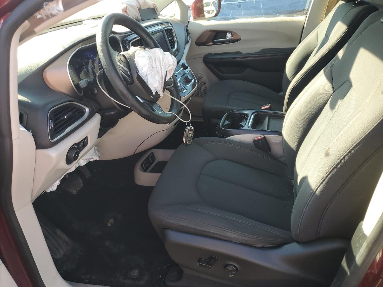 2019 Chrysler Pacifica Touring Plus VIN: 2C4RC1FG2KR523148 Lot: 84807305