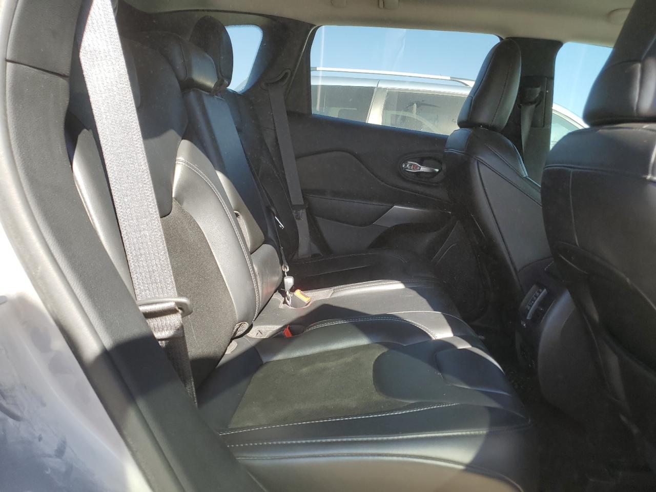 2020 Jeep Cherokee Latitude Plus VIN: 1C4PJMLB3LD593205 Lot: 86316195