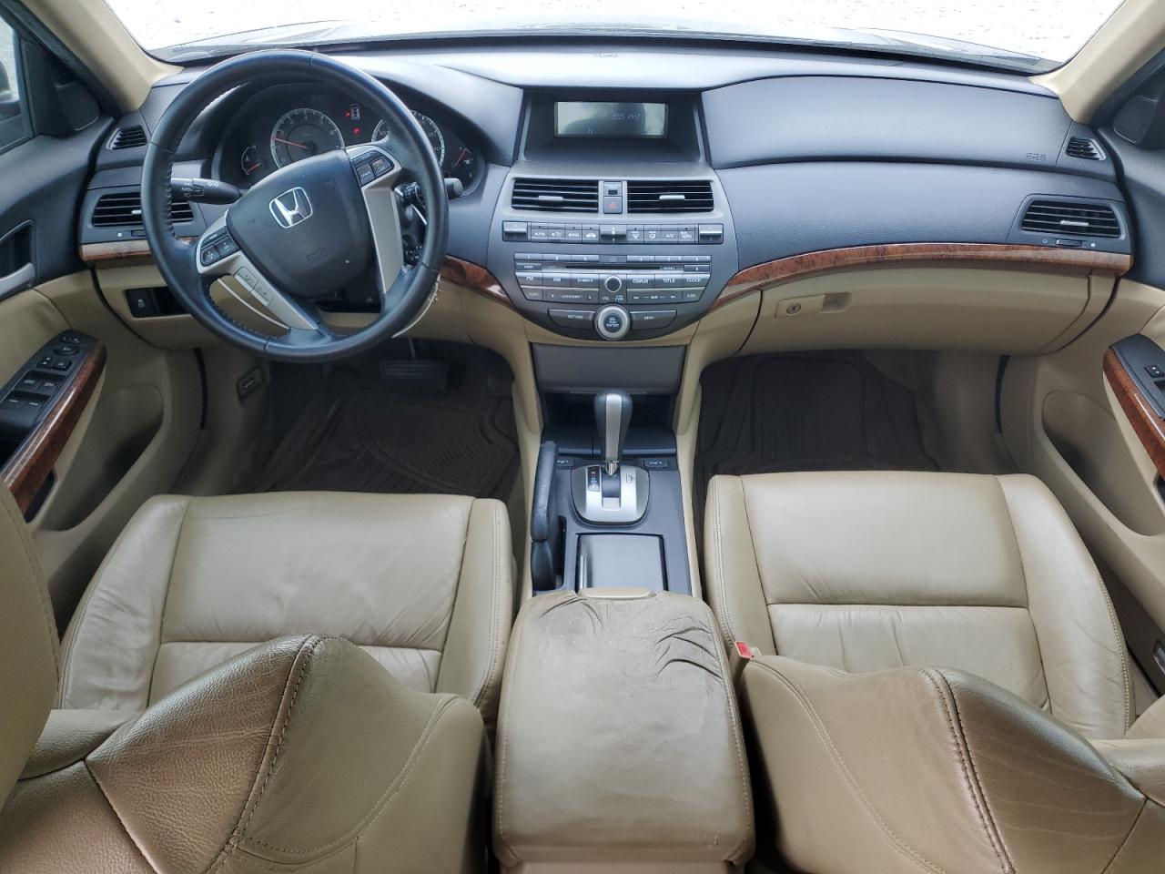 2011 Honda Accord Exl VIN: 1HGCP2F88BA043291 Lot: 82382885