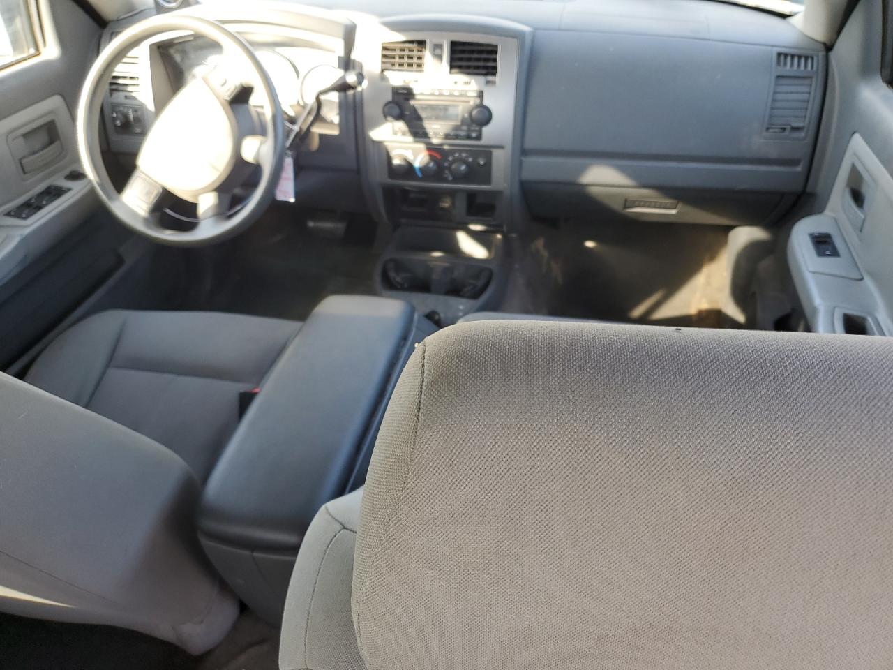 2006 Dodge Dakota Quad Slt VIN: 1D7HE48N96S671083 Lot: 89634915