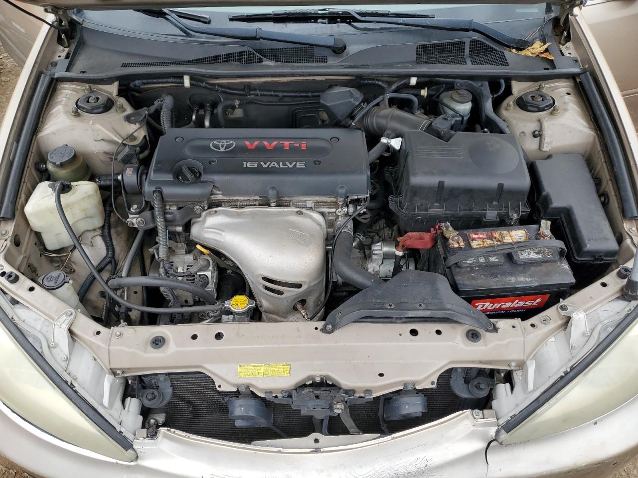 2003 Toyota Camry Le VIN: 4T1BE32K33U118272 Lot: 82317575