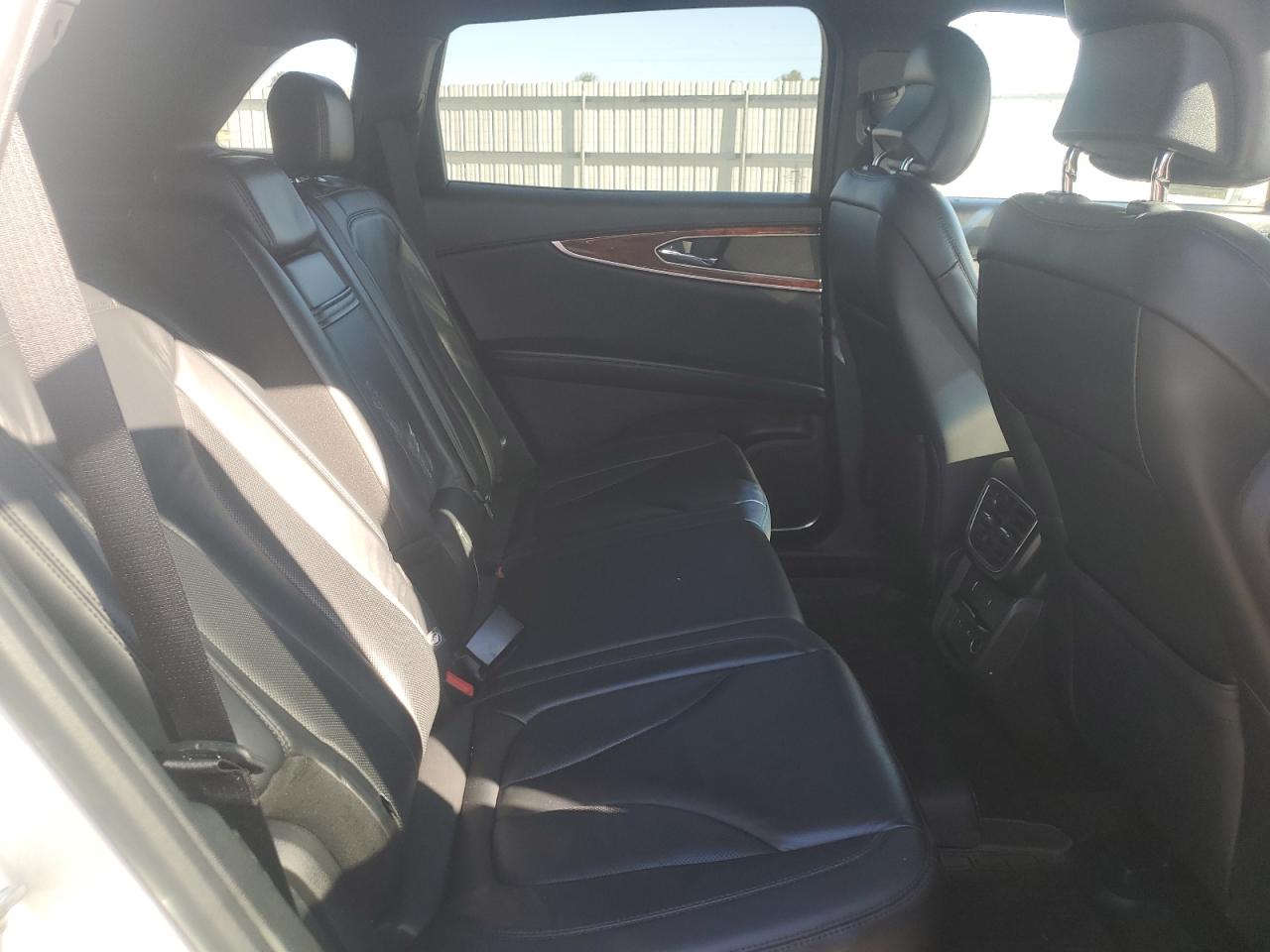 2019 Lincoln Nautilus Select VIN: 2LMPJ6K9XKBL28568 Lot: 89640425