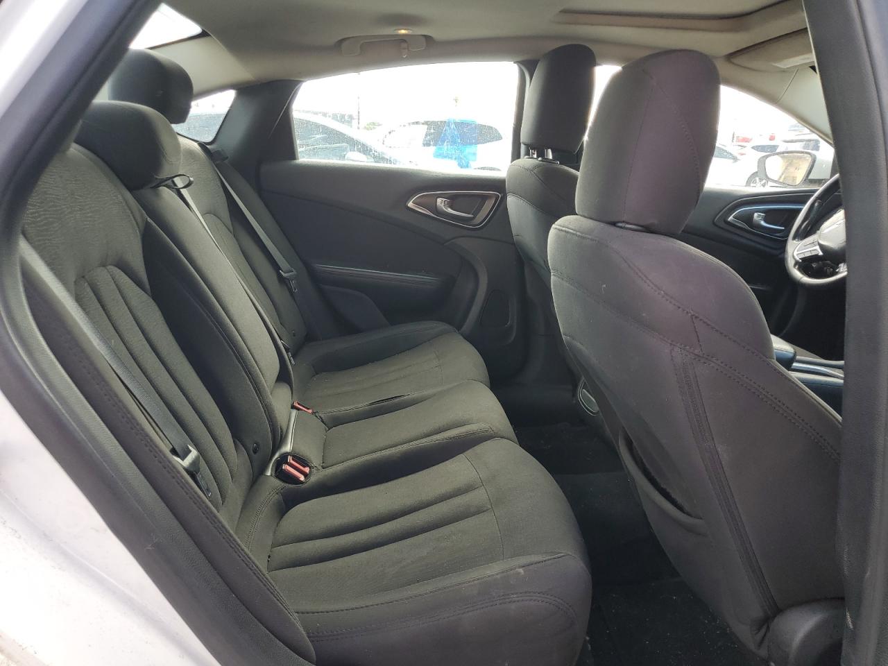 2015 Chrysler 200 Limited VIN: 1C3CCCAB0FN722400 Lot: 86599955