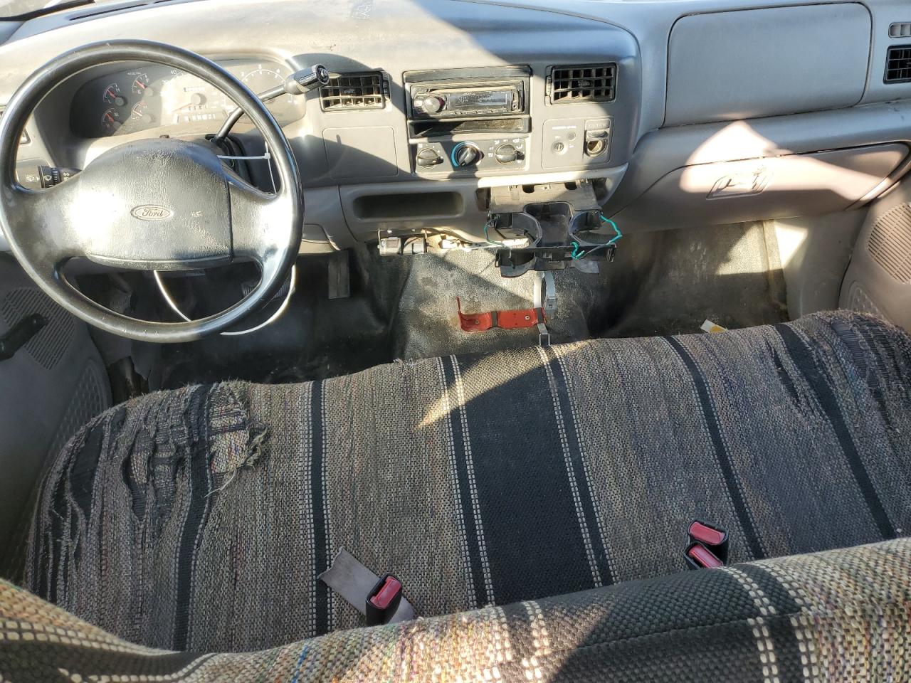 2000 Ford F250 Super Duty VIN: 1FTNX20L0YED94251 Lot: 89718425