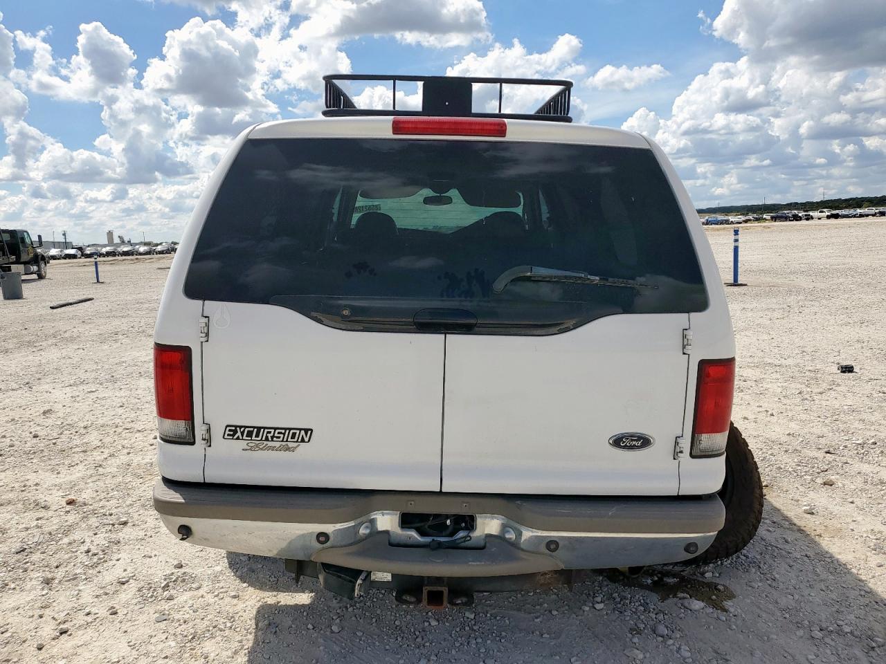 2000 Ford Excursion Limited VIN: 1FMNU43S4YEE15637 Lot: 85521285