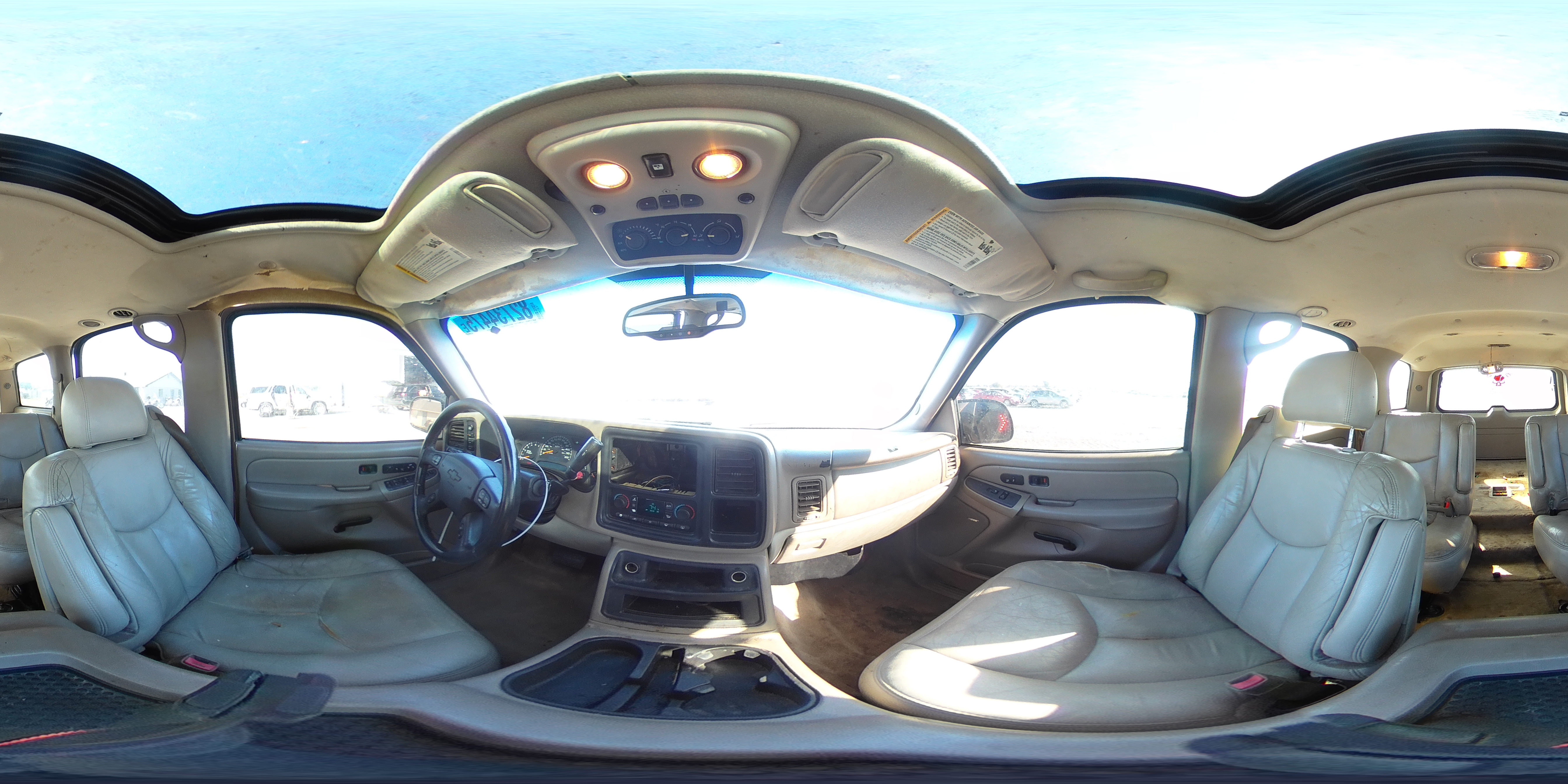 2004 Chevrolet Tahoe K1500 VIN: 1GNEK13Z14J153736 Lot: 82734475