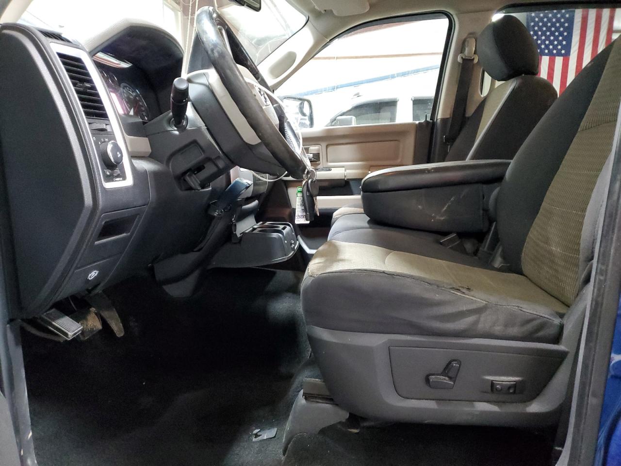 2010 Dodge Ram 1500 VIN: 1D7RV1CT4AS108671 Lot: 85764955