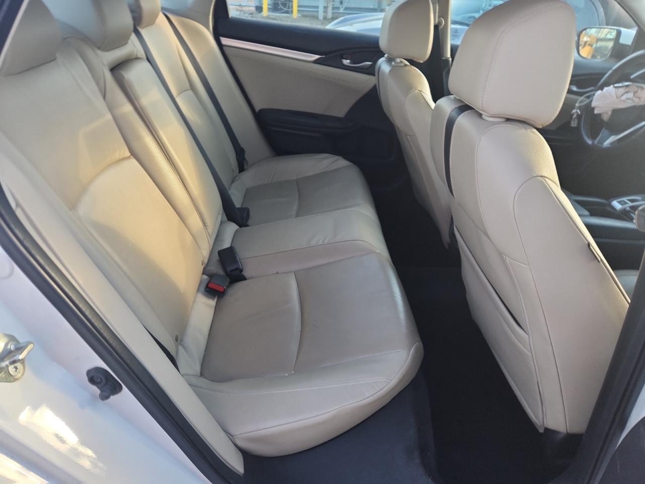 2018 Honda Civic Touring VIN: 19XFC1F94JE000220 Lot: 85710405