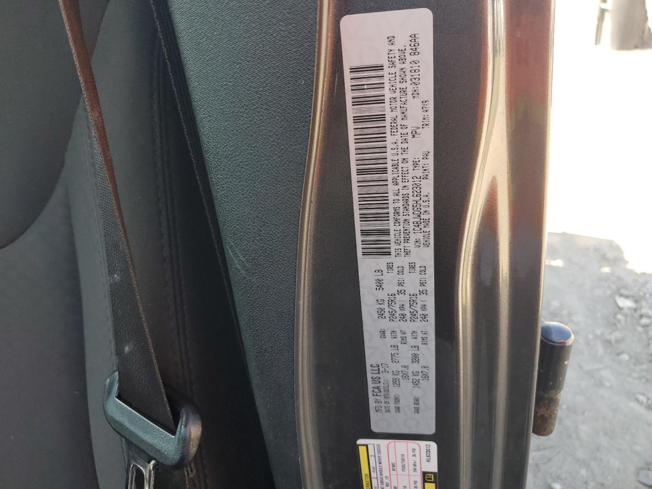 2017 Jeep Wrangler Unlimited Sport VIN: 1C4BJWDG5HL623012 Lot: 82404615