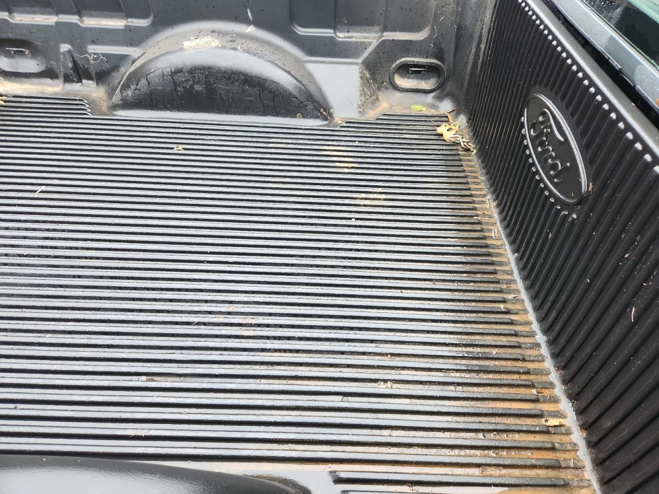 2002 Ford F150 VIN: 1FTRF18292NB85124 Lot: 90341735