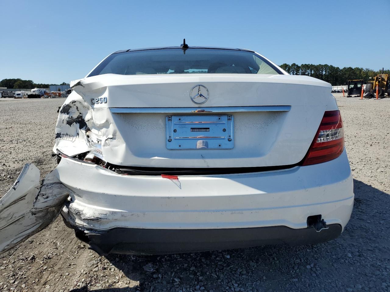 2013 Mercedes-Benz C 250 VIN: WDDGJ4HB1DG077729 Lot: 82213575