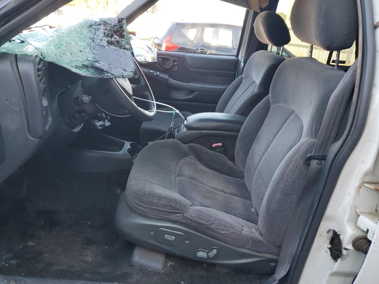 2001 Chevrolet Blazer VIN: 1GNDT13W61K200876 Lot: 84407955