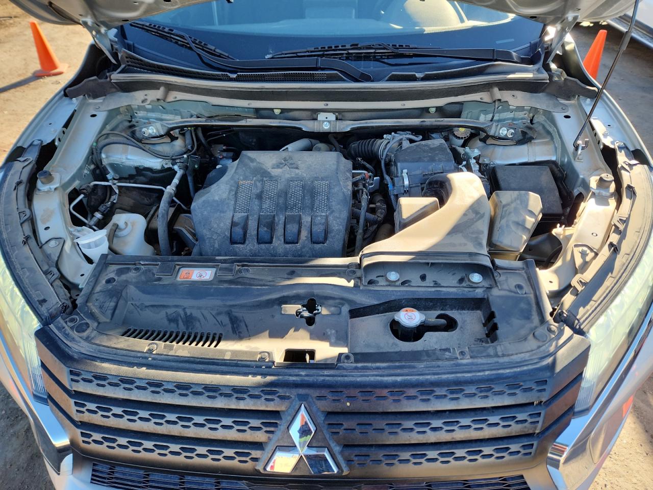 2022 Mitsubishi Eclipse Cross Le VIN: JA4ATVAA4NZ058013 Lot: 90214495