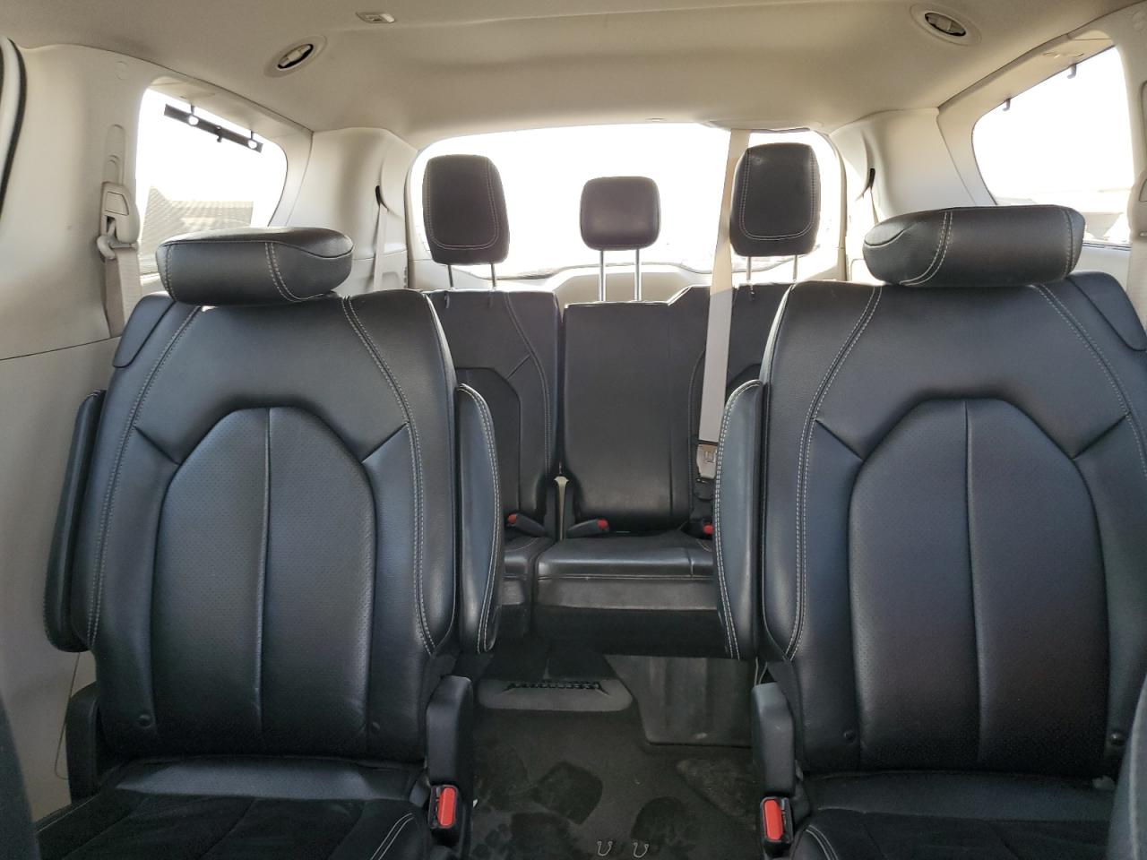 2022 Chrysler Pacifica Touring L VIN: 2C4RC1BG7NR185532 Lot: 89804195