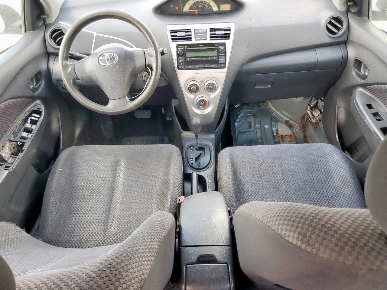 2008 Toyota Yaris VIN: JTDBT923584035973 Lot: 85282645