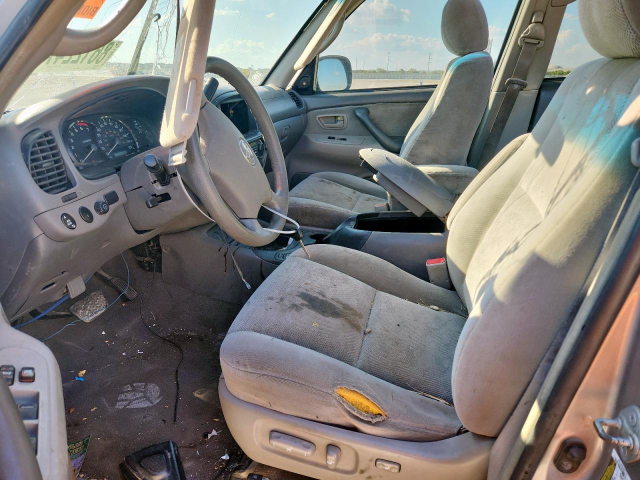 2005 Toyota Sequoia Sr5 VIN: 5TDBT44A15S233612 Lot: 86122475