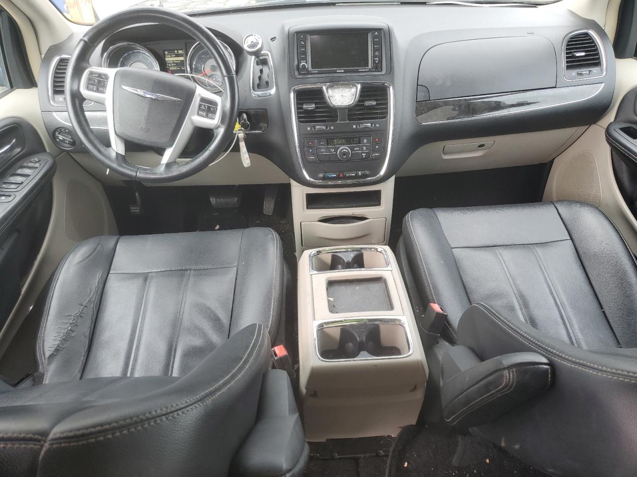 2016 Chrysler Town & Country Touring VIN: 2C4RC1BG7GR208052 Lot: 86318175