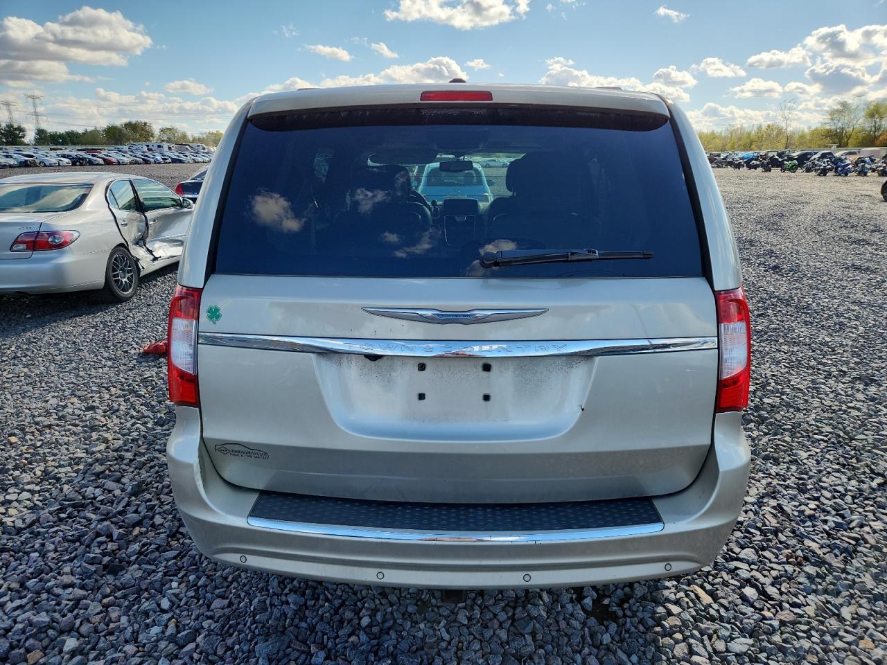 2013 Chrysler Town & Country Touring L VIN: 2C4RC1CG7DR535416 Lot: 82597775